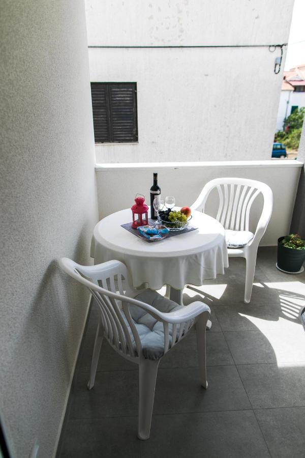 Apartmani Sanja Vodice Dış mekan fotoğraf